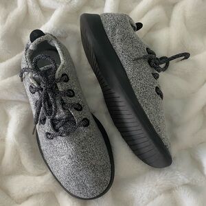 ALLBIRDS Merino Wool Runners with cozy feel.